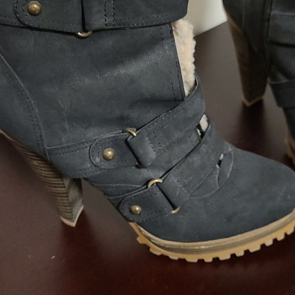 Booties - Picture 2 of 4